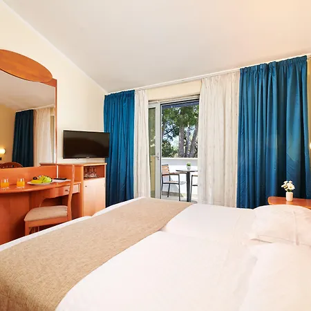 Galijot Plava Laguna Отель 4*