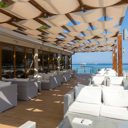 Galijot Plava Laguna Otel