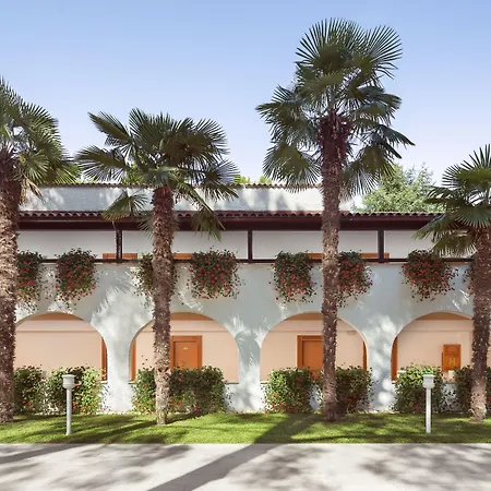 Galijot Plava Laguna 4* بوريتش