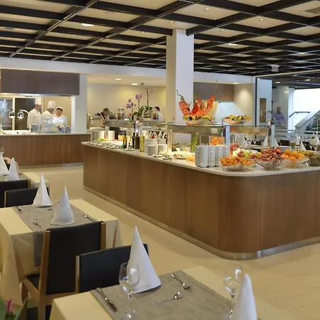 Galijot Plava Laguna 4* פורץ