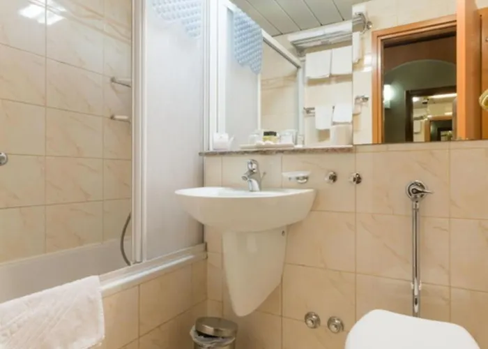 Готель Galijot Plava Laguna 4*